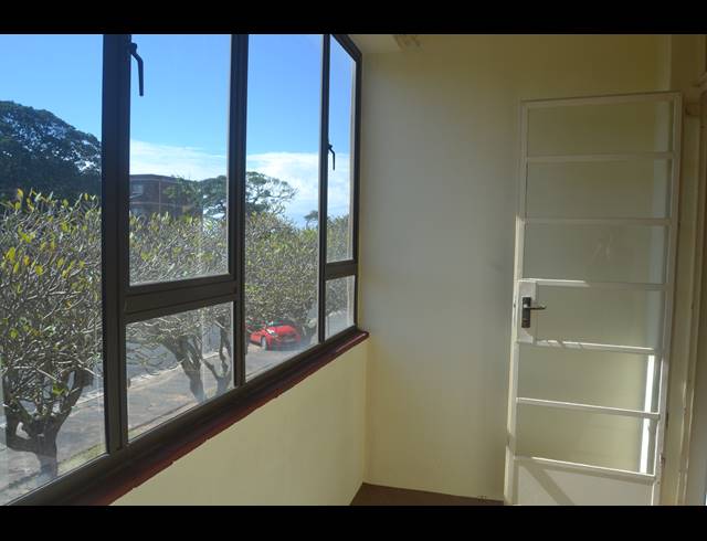1 BEDROOM FLAT FOR SALE IN SCOTTBURGH CENTRAL